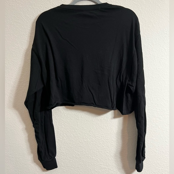 Butterfly Long-Sleeve Crop Graphic Tee - Picture 5 of 5